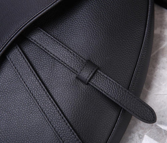 Saddle Black Calfskin Shoulder Bag Black/Beige 34x25.5x5cm