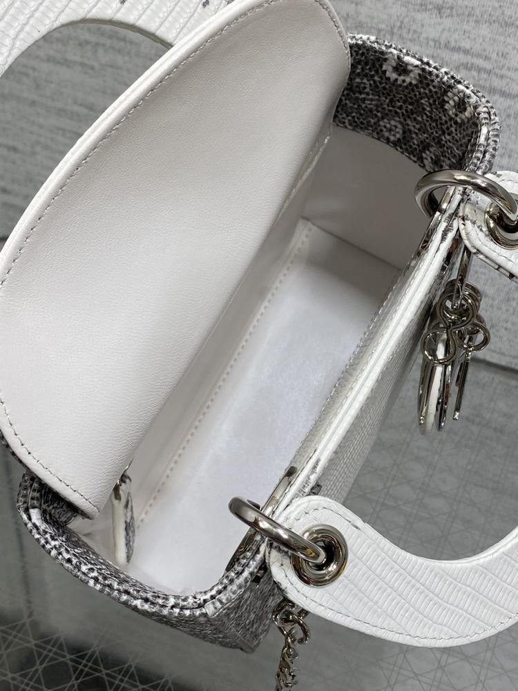 Classic Top Handle Bag Style 1328086070