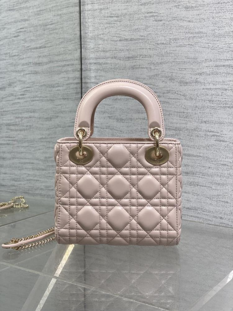 Top Handle Bag Style 156566195