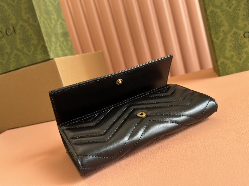 Wallet Style 1215246427