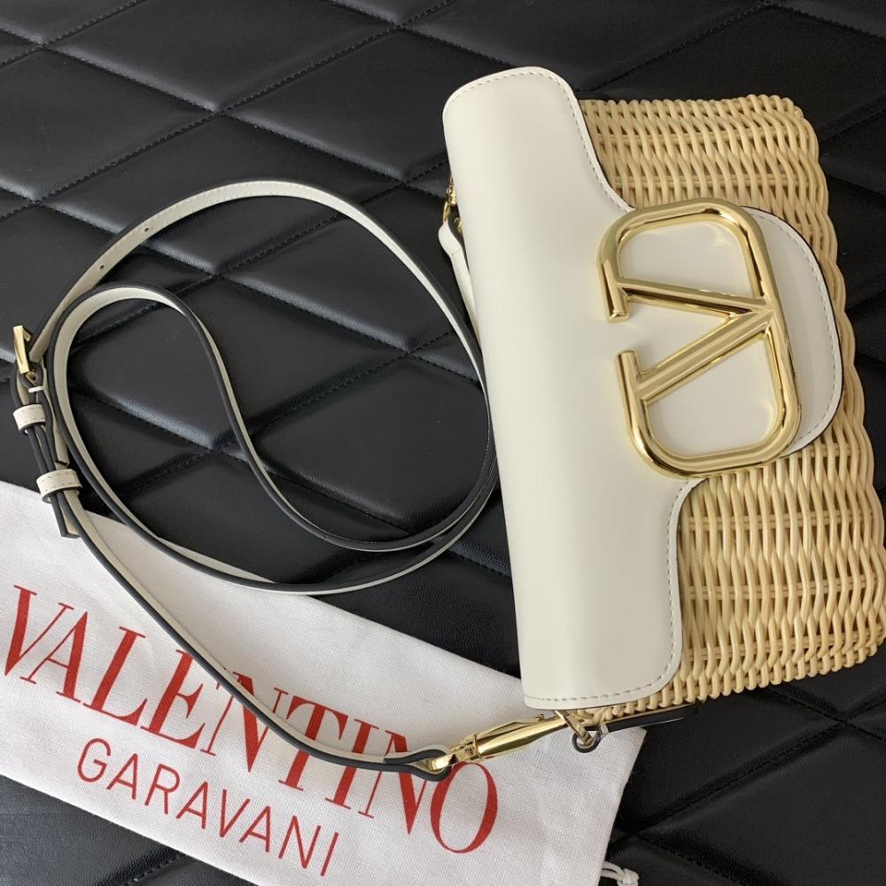Woven Top Handle Bag Style 755127345