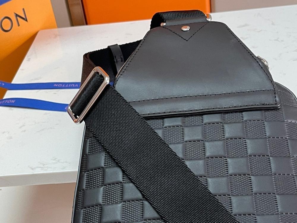 Modern Premium Leather Shoulder Bag 20x31x7cm