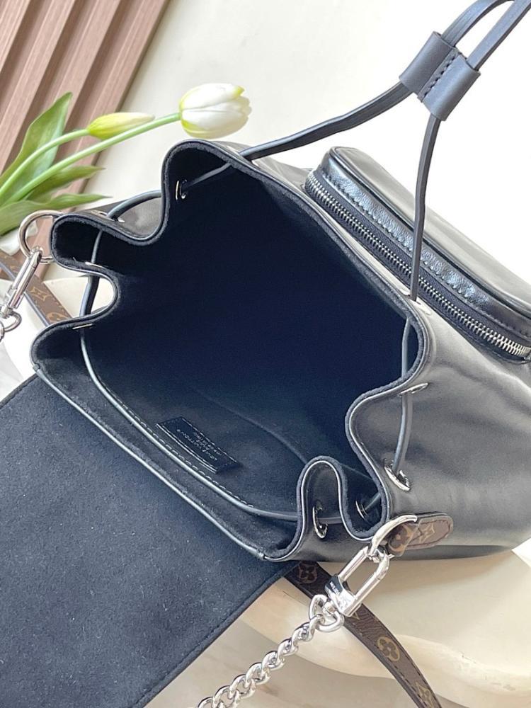 Luxury Stylish Black Leather Bag 28x30x18cm
