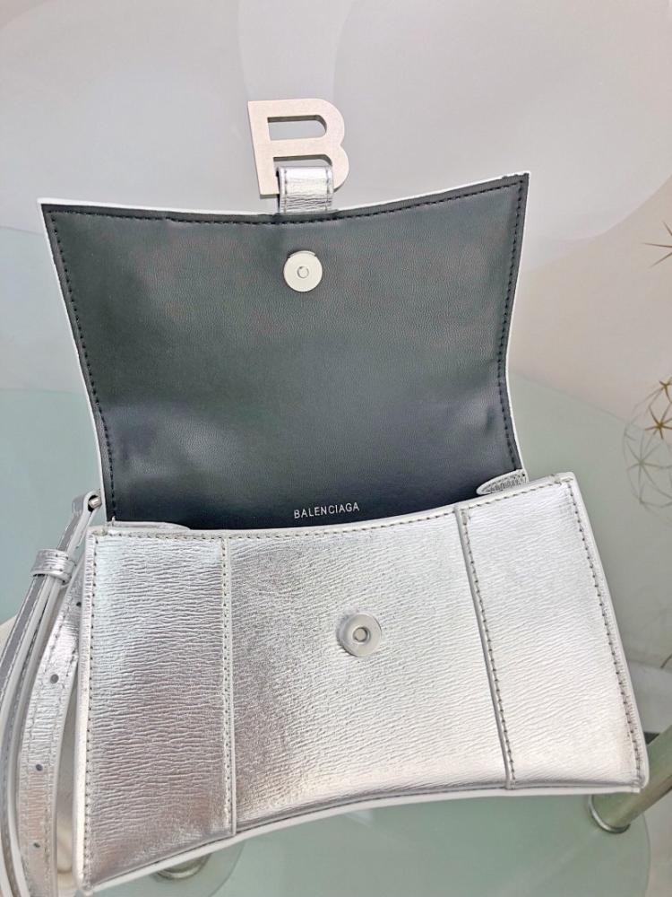 Luxury Elegant Leather Top Handle Bag