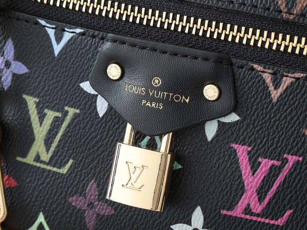 Modern Refined Monogram Leather Crossbody Bag 19x11.5x6.5cm