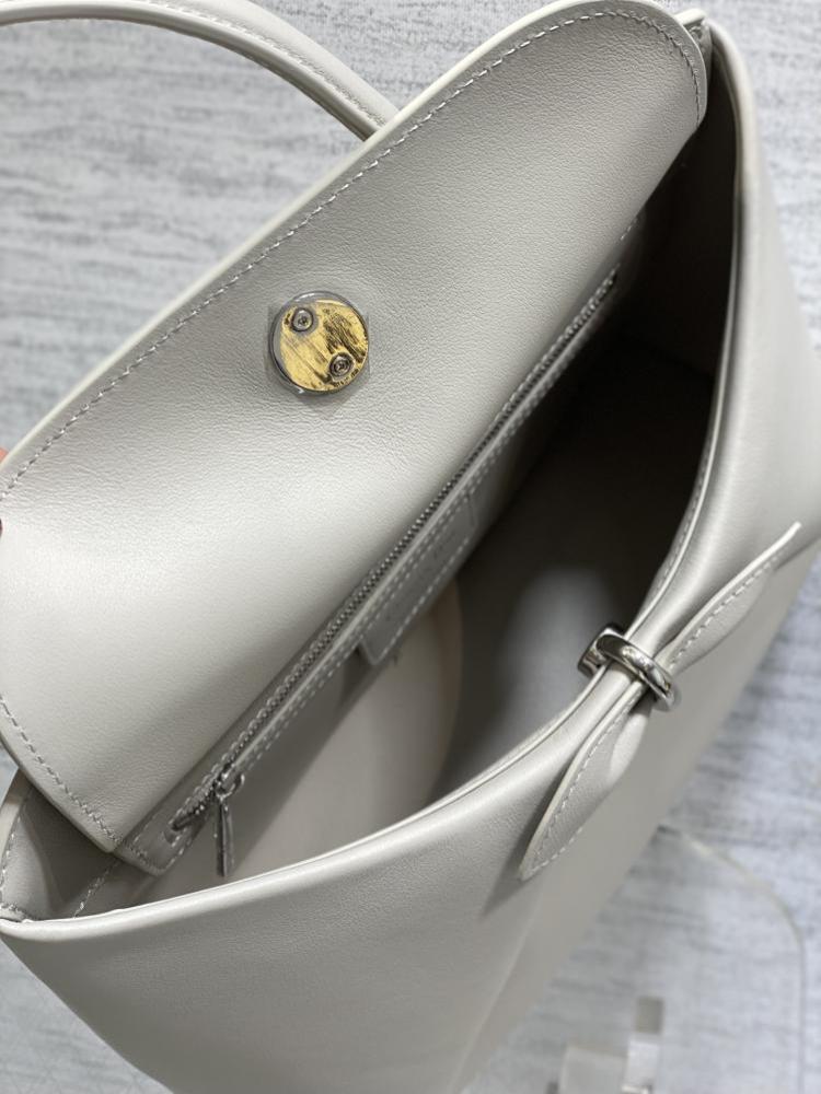 Elegant Top Handle Bag Style 481984862
