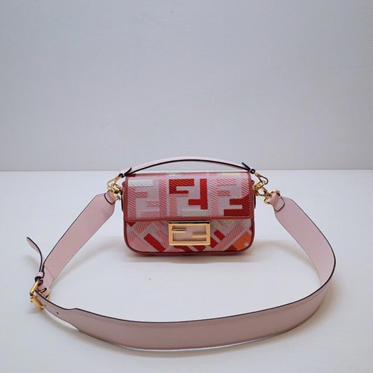 Elegant Leather Shoulder Bag