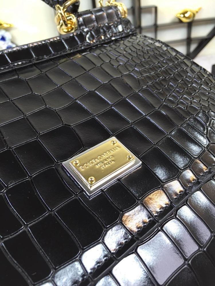 Modern Leather Crossbody Bag