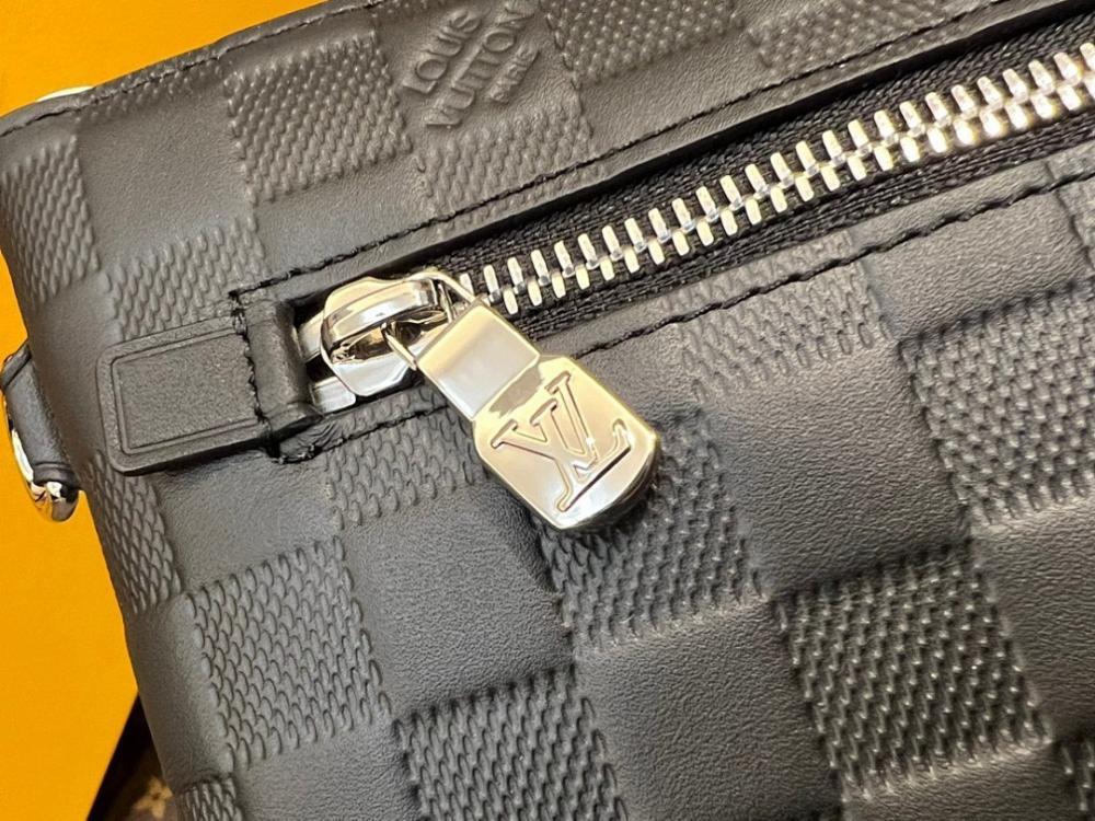 Luxury Quilted Leather Shoulder Bag 30x22x5cm