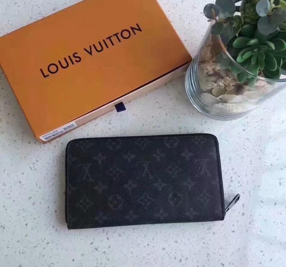 Stylish Calfskin Wallet
