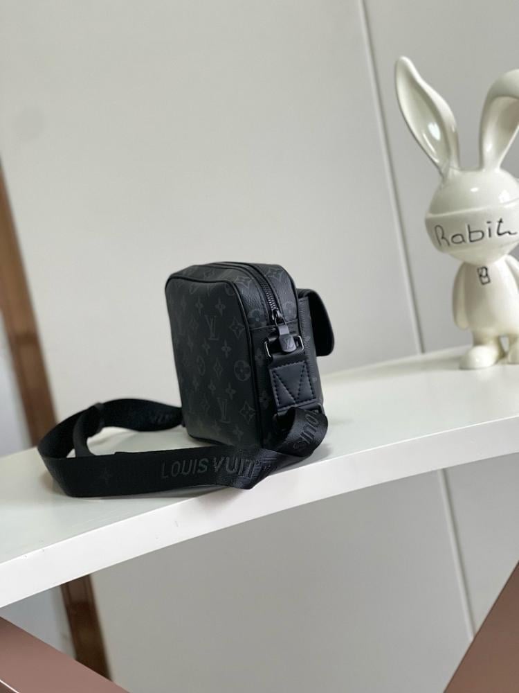 Stylish Refined Nylon Shoulder Bag 17x7.8x18cm