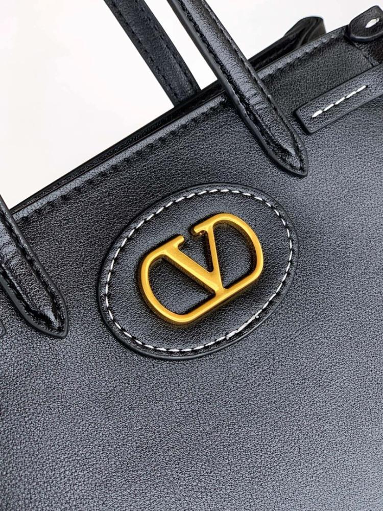 Luxury Gold Crossbody Bag