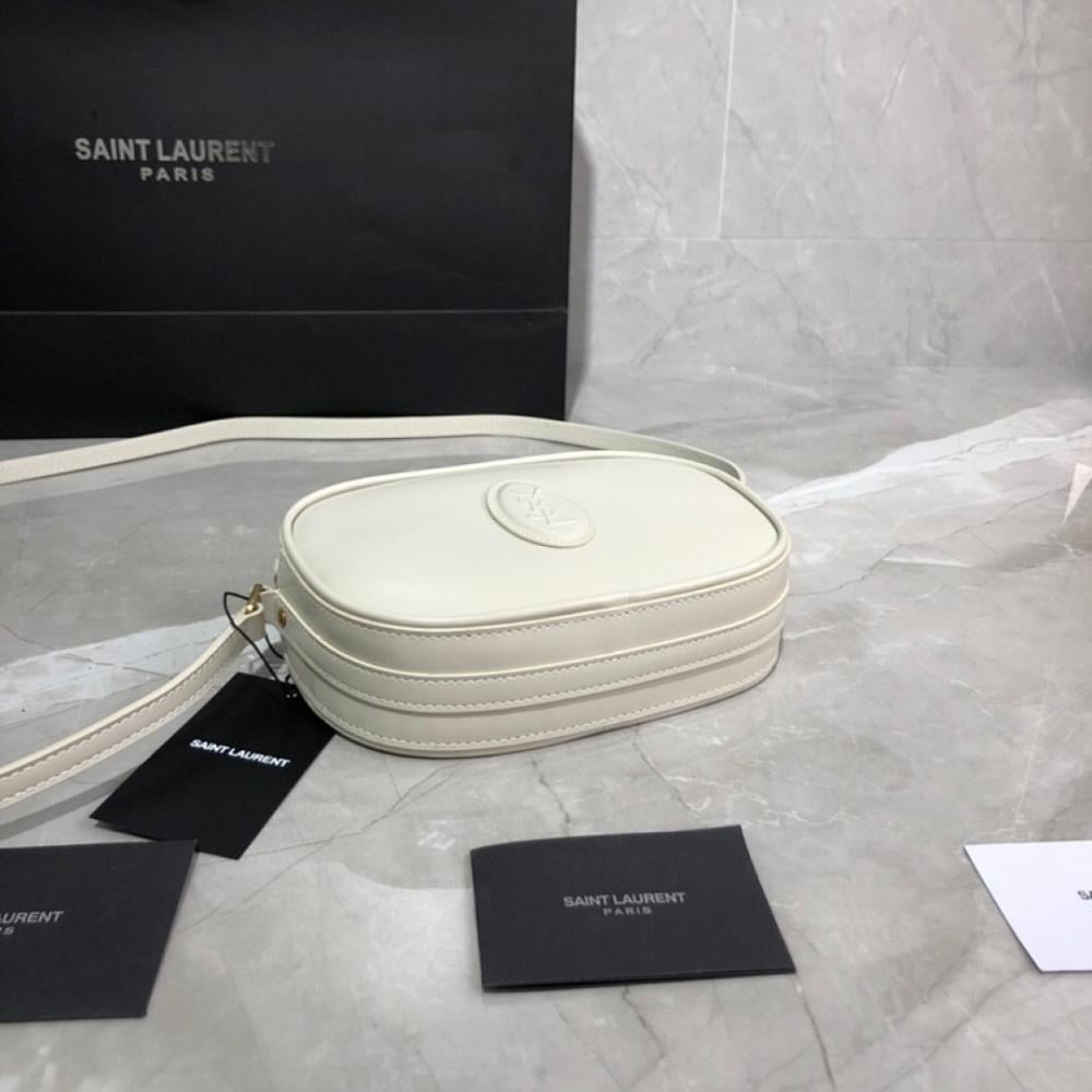 Italian-Inspired Luxury Leather Shoulder Bag 19x13x5.5cm