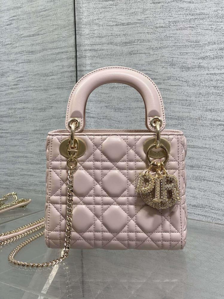 Top Handle Bag Style 156566195