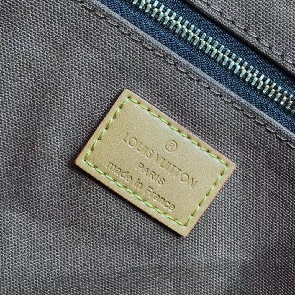 Leather Travel Bag