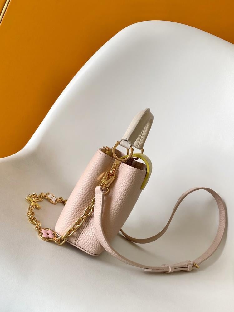 Wallet Style 1735560583