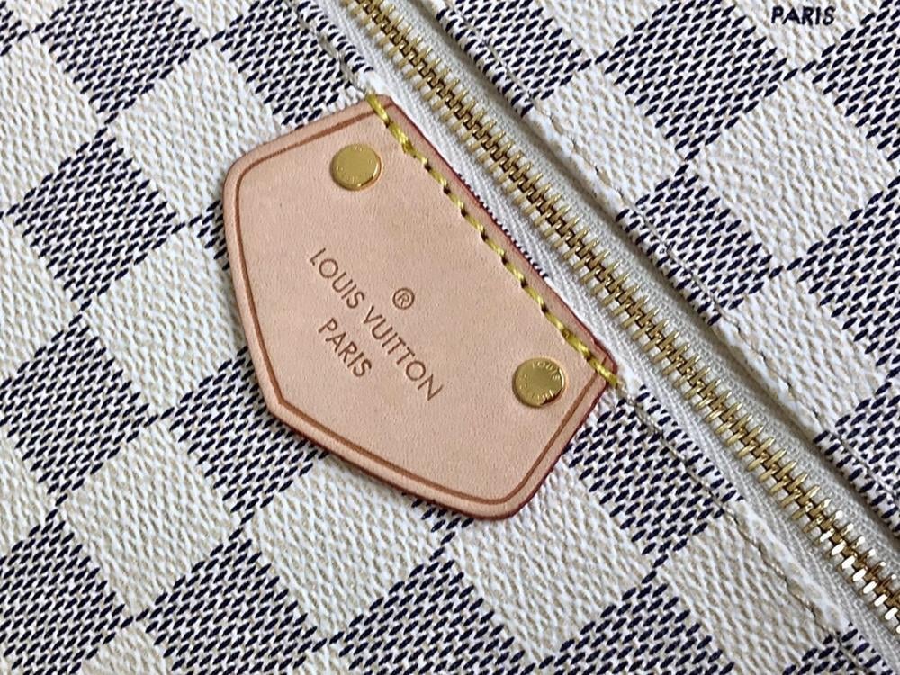 Stylish Gold Calfskin Crossbody Bag