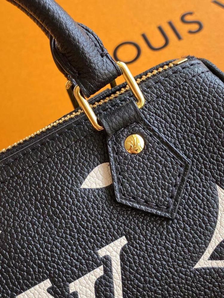 Top Handle Bag Style 1008476975