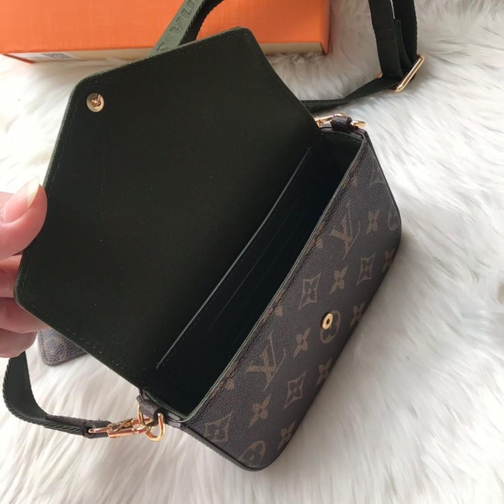 Stylish Refined Shoulder Bag 17x9x3.5cm