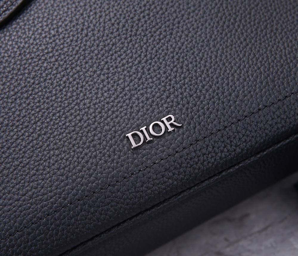 Modern Stylish Black Calfskin Shoulder Bag 30x33x10cm
