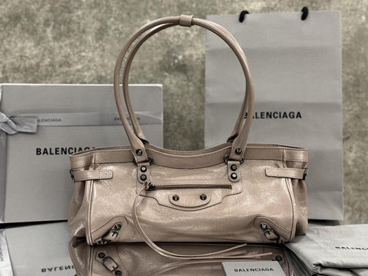 Top Handle Bag Style 215714133
