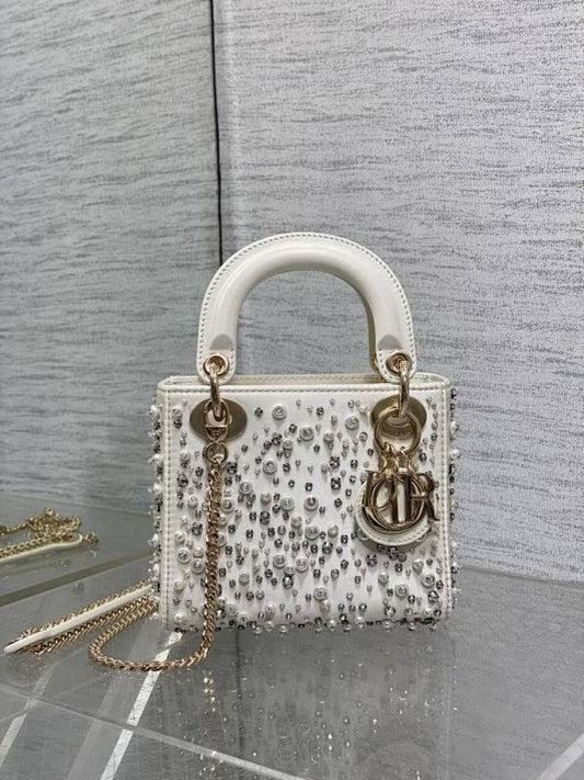 Classic Top Handle Bag Style 609195687