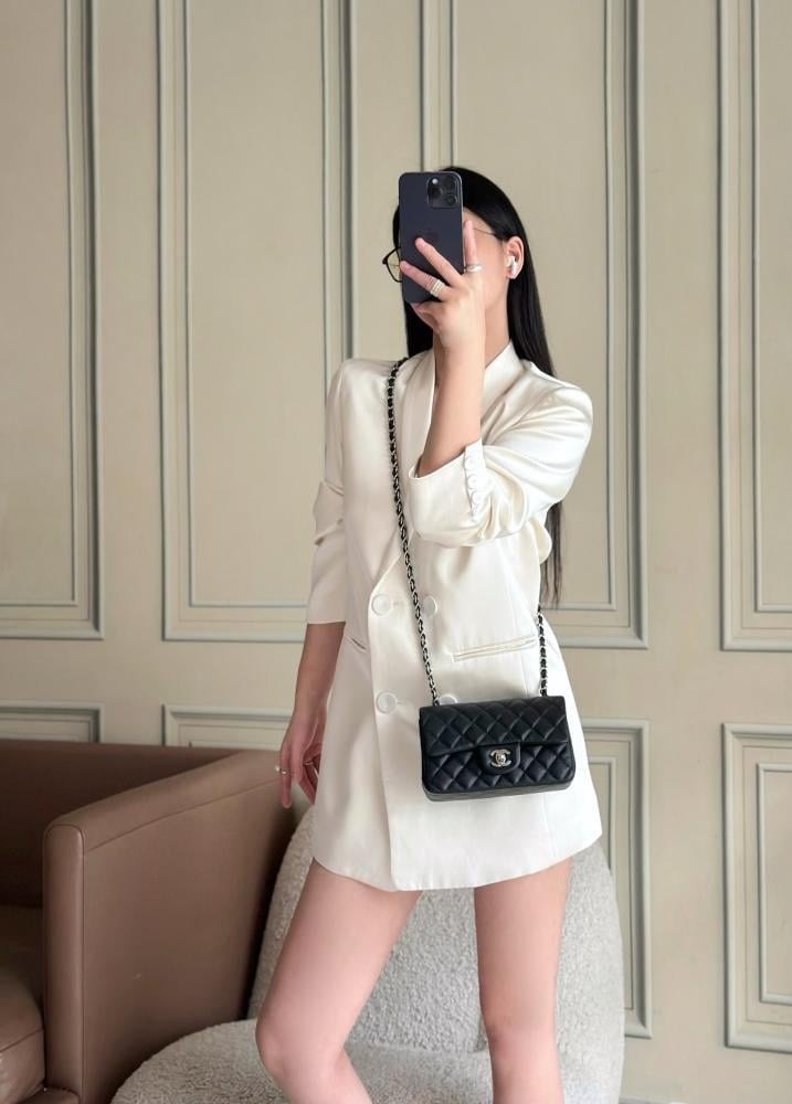 Classic Luxury Leather Top Handle Bag Style 861654060