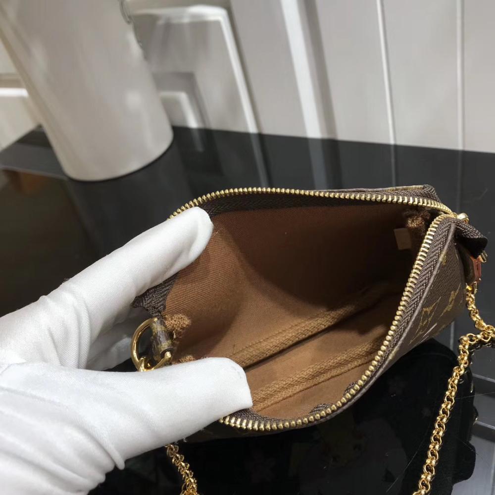 Top Handle Bag Style 335163674