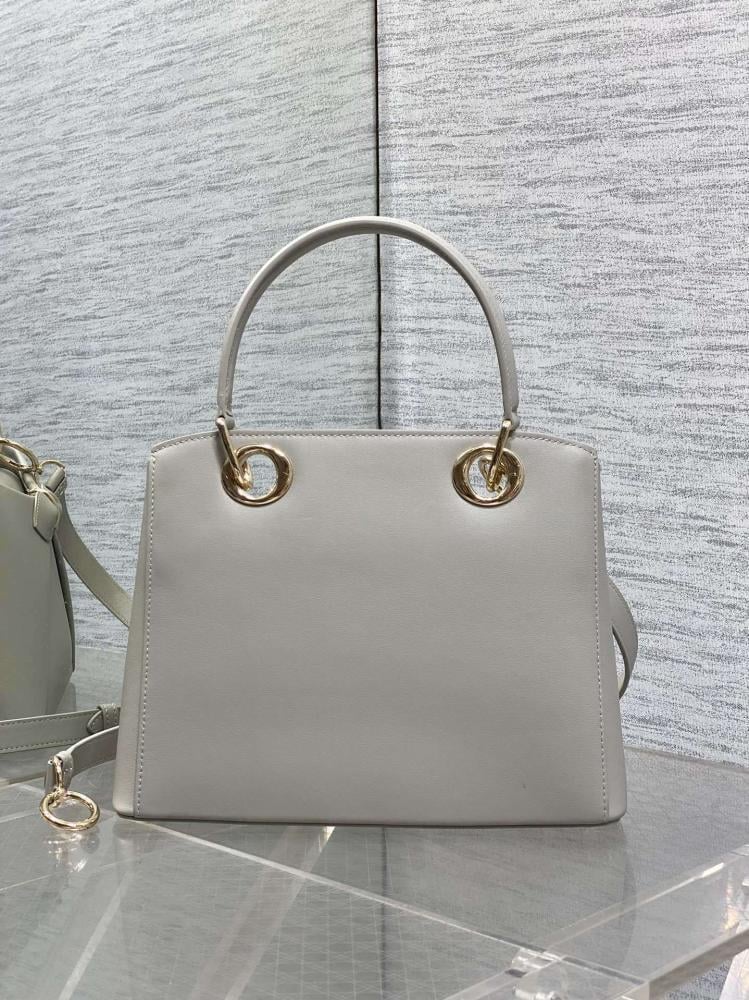 Luxury Top Handle Bag Style 1630914109