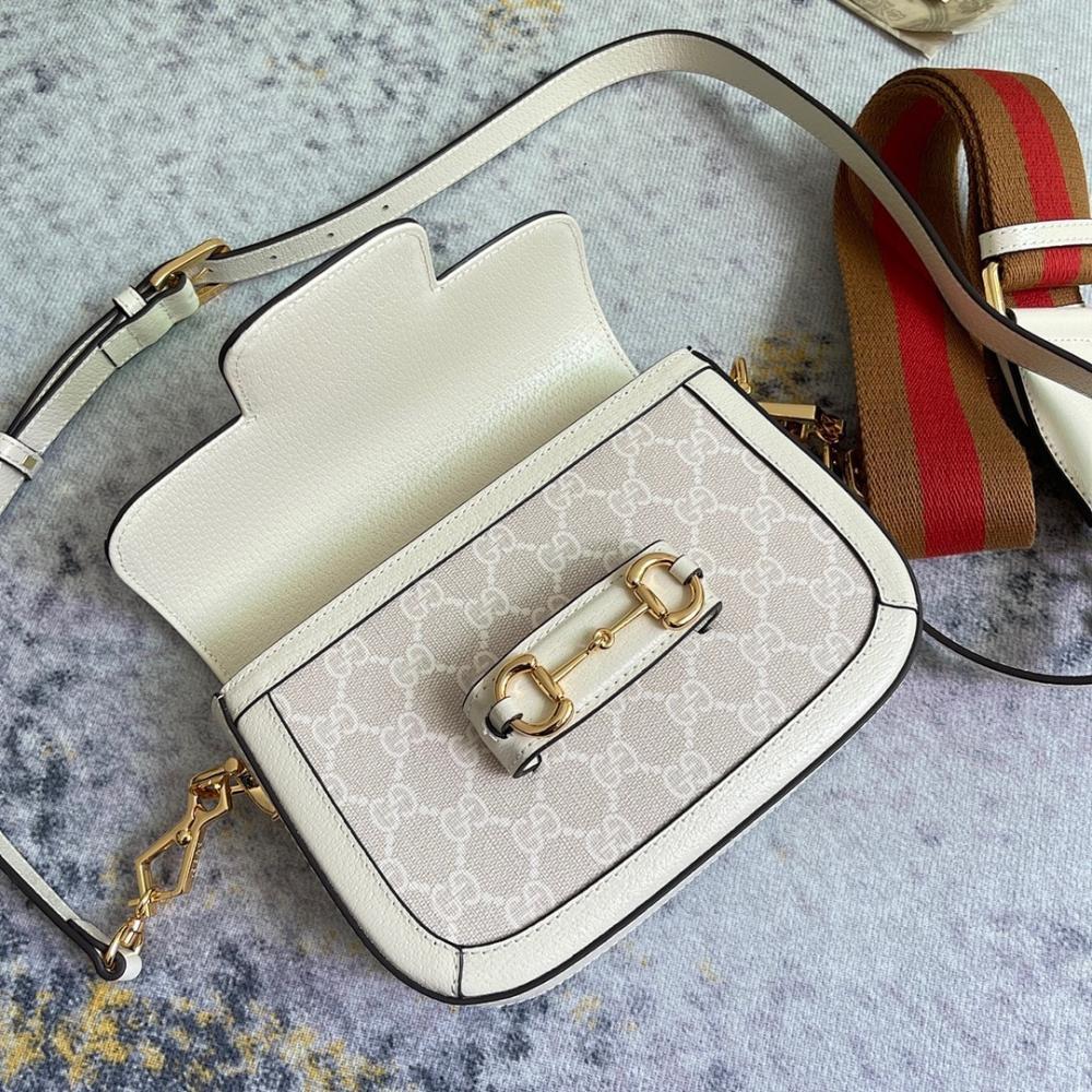 Modern Italian-Inspired Bag 20.5x14.5x5cm