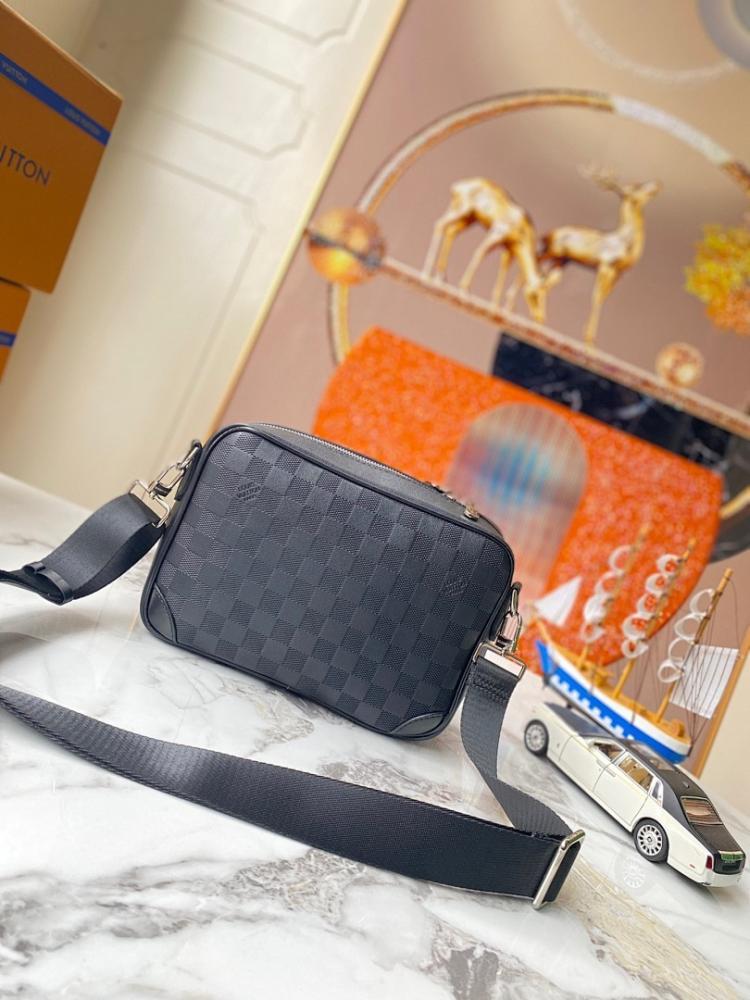Modern Italian-Inspired Leather Crossbody Bag 27x18x7cm