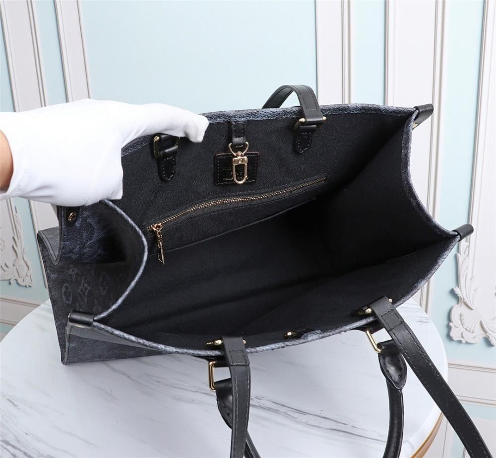 Modern Stylish Tote Bag
