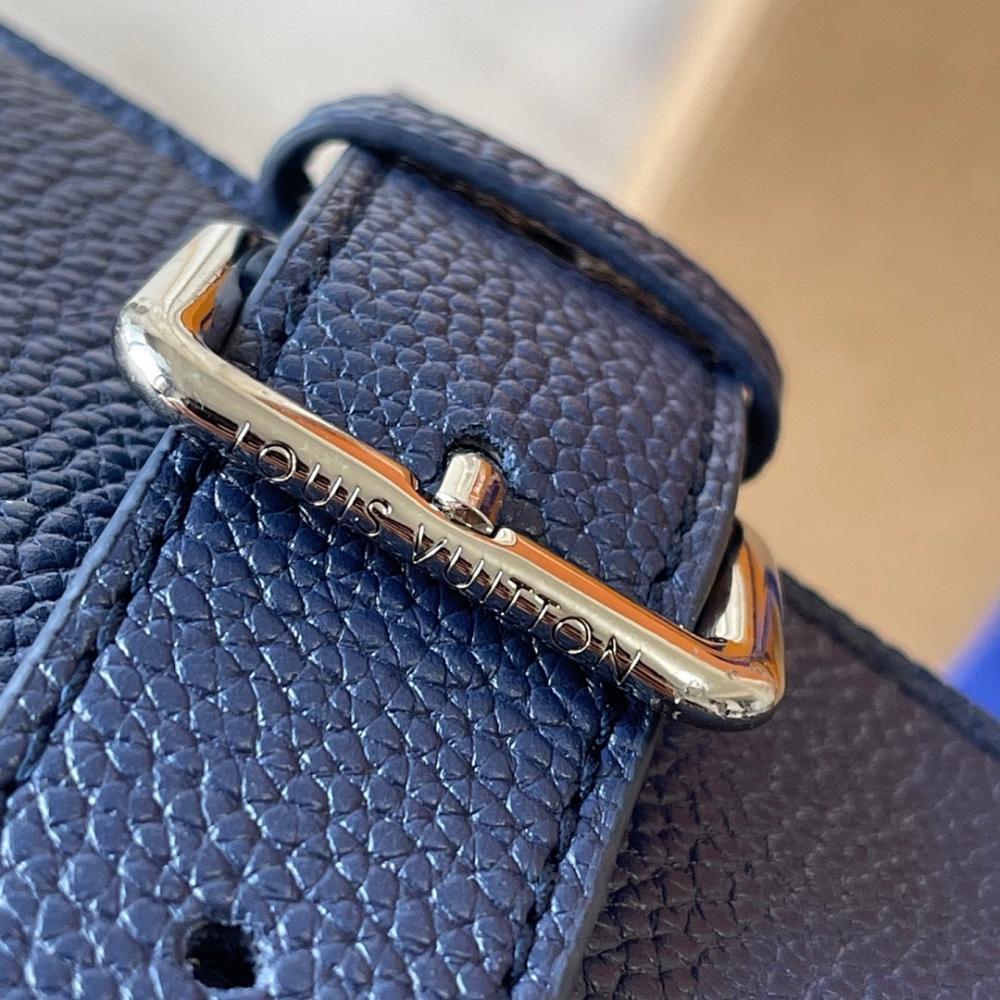 Modern Luxury Leather Shoulder Bag 24x18x9cm
