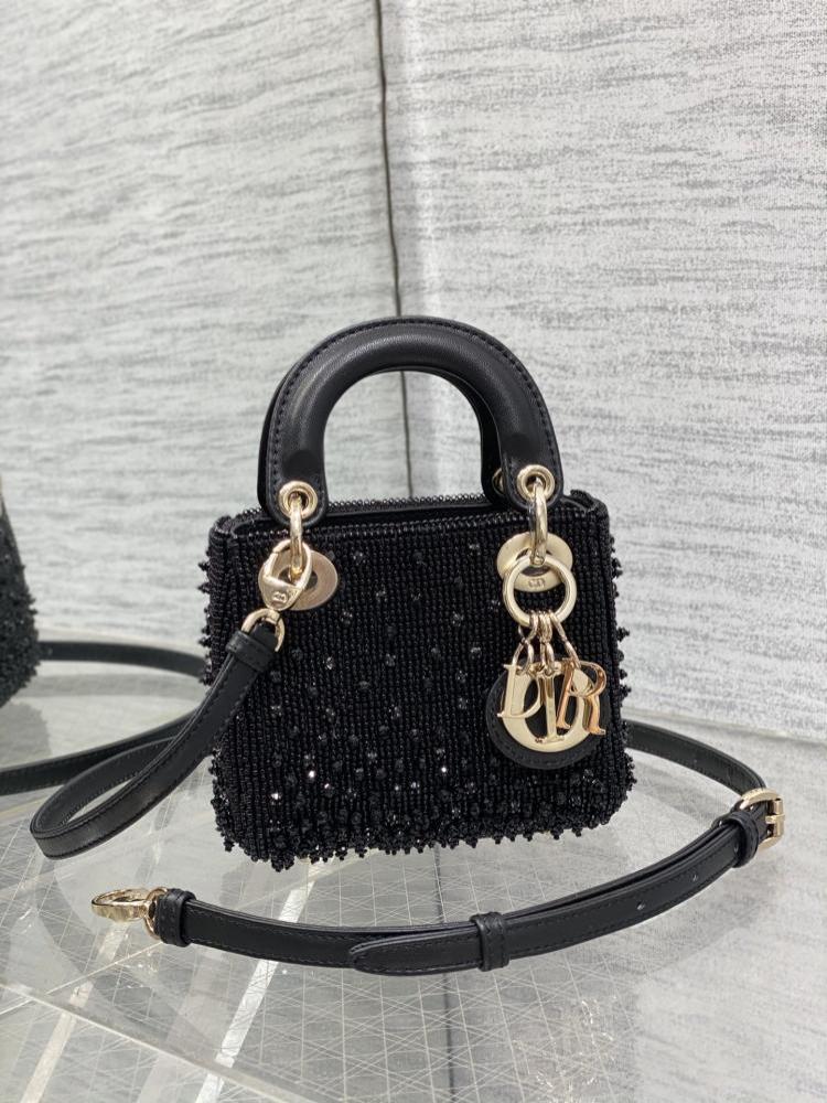 Wallet Style 1082596911