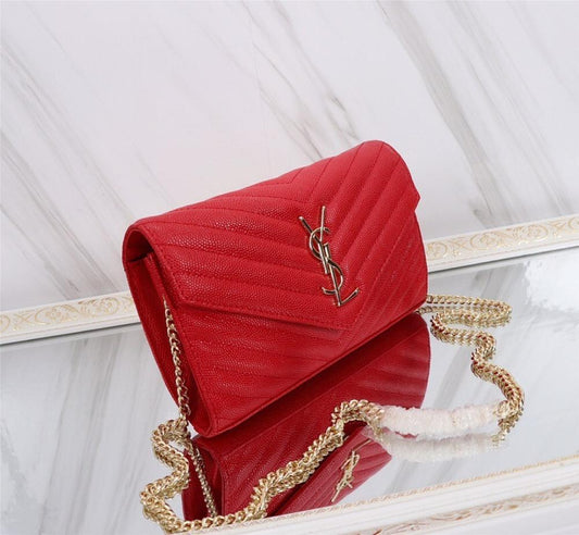 Italian-Inspired Luxury Calfskin Shoulder Bag 22.5x14x4cm