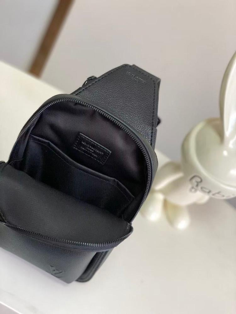 Modern Elegant Leather Shoulder Bag 16x33x5.5cm