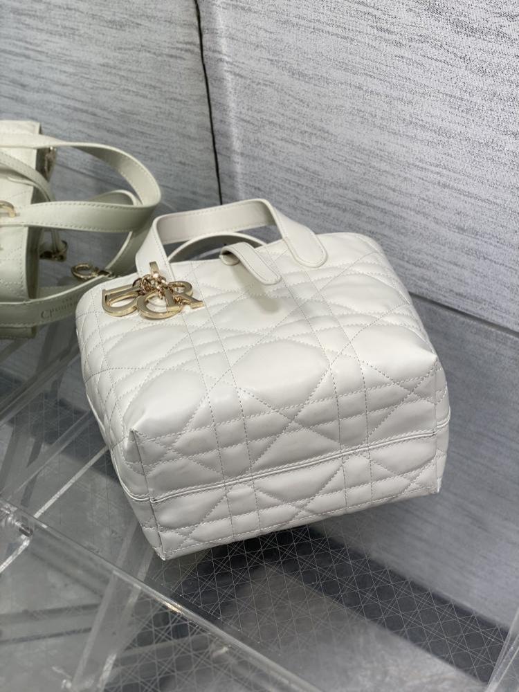 Calfskin Shoulder Bag Style 984824213