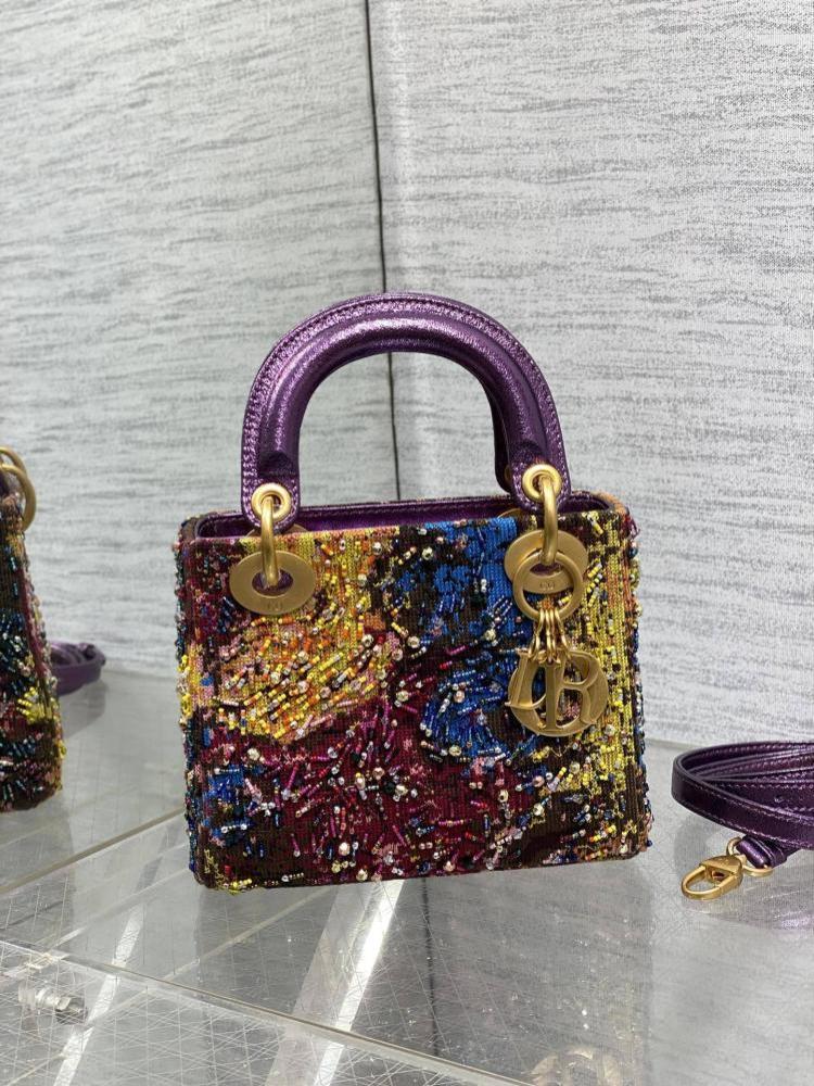 Embroidered Top Handle Bag Style 1065935794