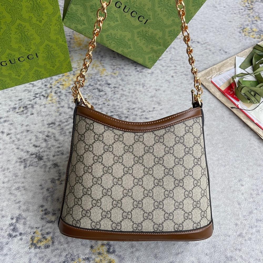 Modern Italian-Inspired Bag 24.5x20x8cm