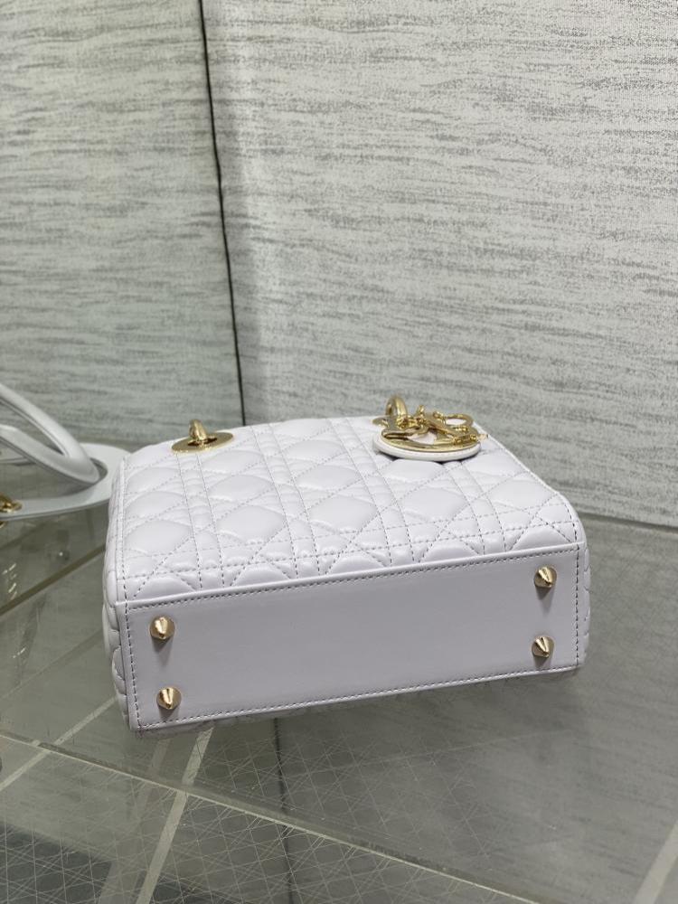 Top Handle Bag Style 1077591127