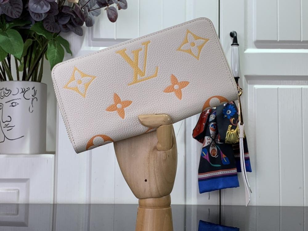 Wallet Style 1717655295