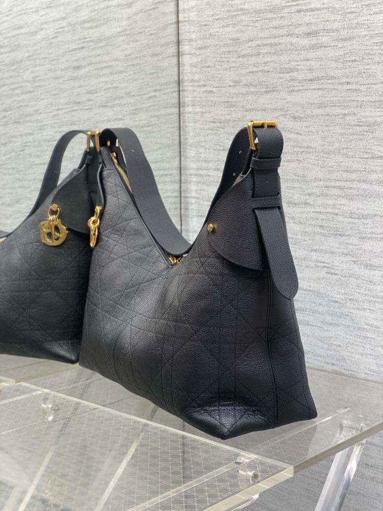 Classic Leather Top Handle Bag Style 54448968