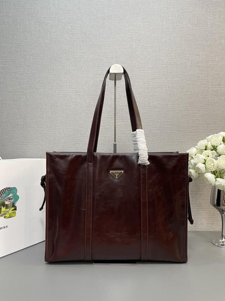 Refined Top Handle Bag Style 886204663