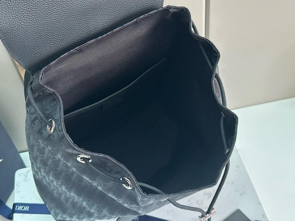 Stylish Premium Calfskin Top Handle Bag 32x42x16cm