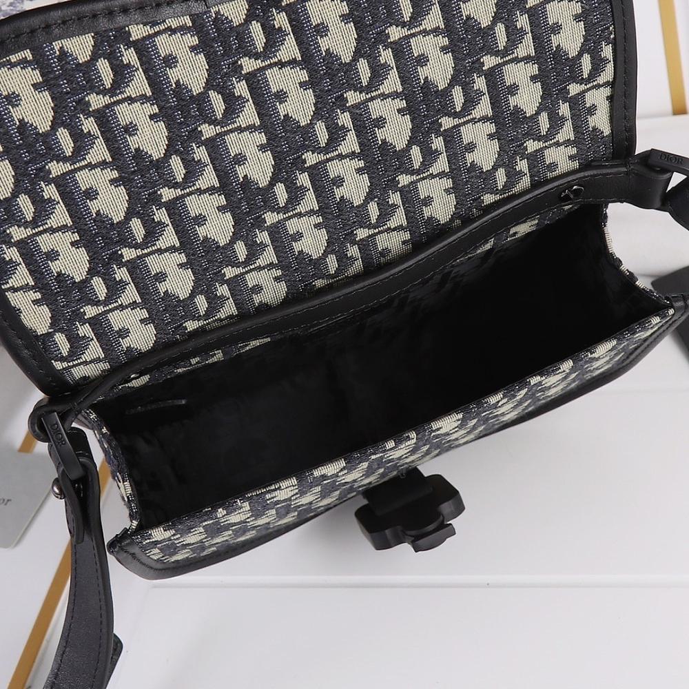 Luxury Stylish Black Printed Calfskin Shoulder Bag Black/Beige 20.5x16x5cm