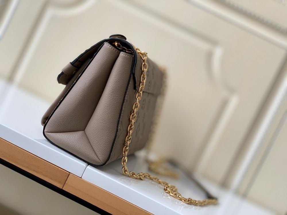 Elegant Stylish Leather Shoulder Bag 25x17x9.5cm