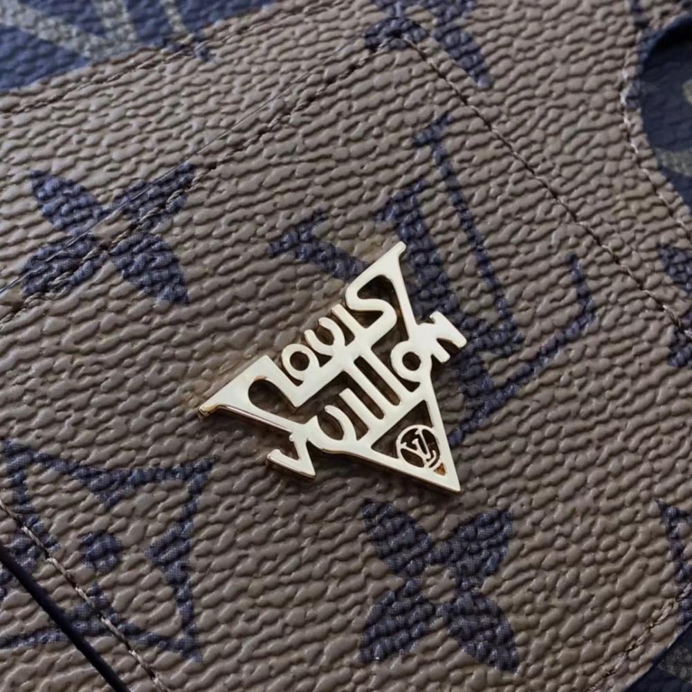Wallet Style 1033118058