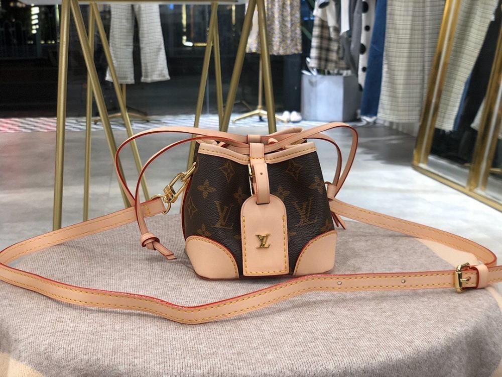 Classic Bucket Bag Style 578158910