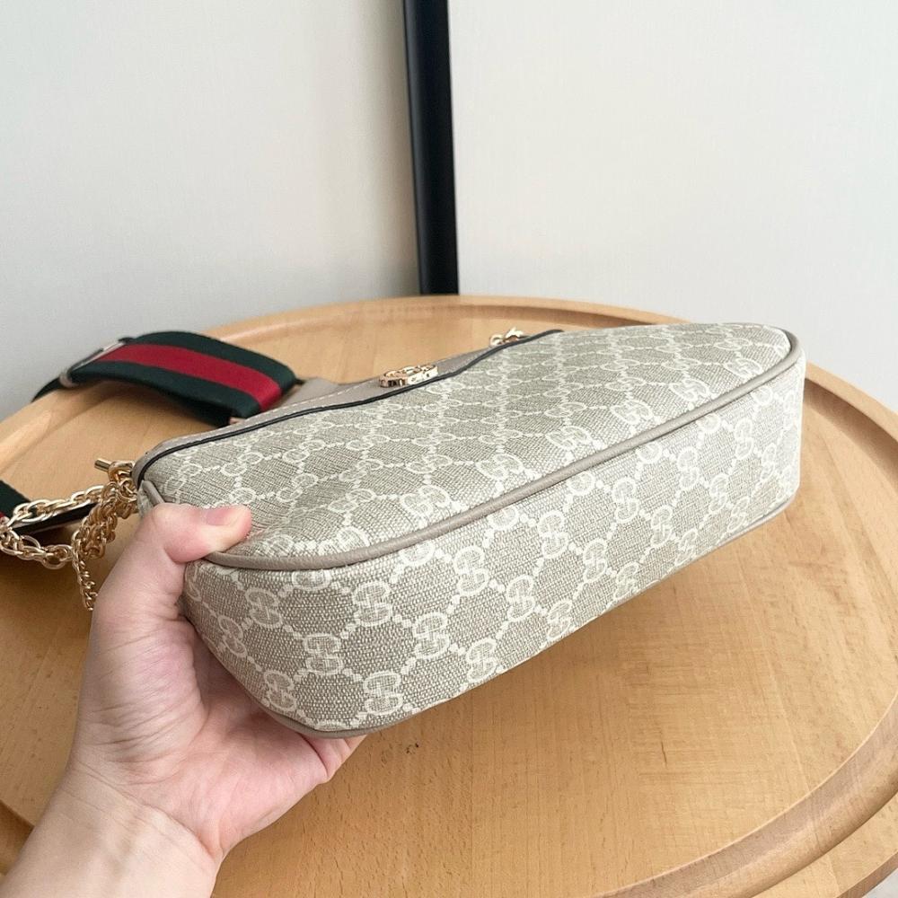 Modern Refined Shoulder Bag 25x15.5x6cm