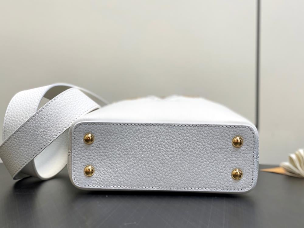 Classic Studded Leather Top Handle Bag Pink